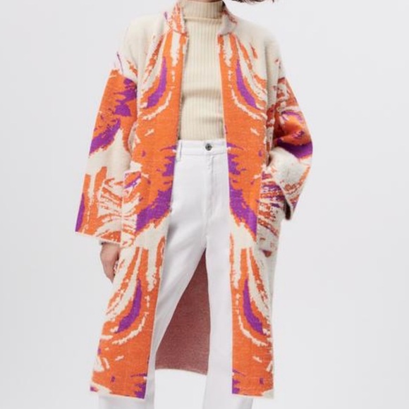 Colorful Long Zara Seater/ Coat with Abstract Design - Picture 2 of 7